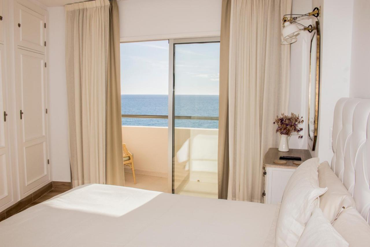 Beachfront Apartment In Fuengirola With Sea Views エクステリア 写真
