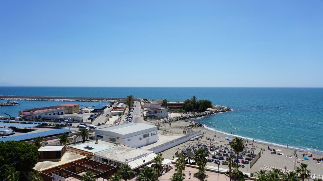 Beachfront Apartment In Fuengirola With Sea Views エクステリア 写真