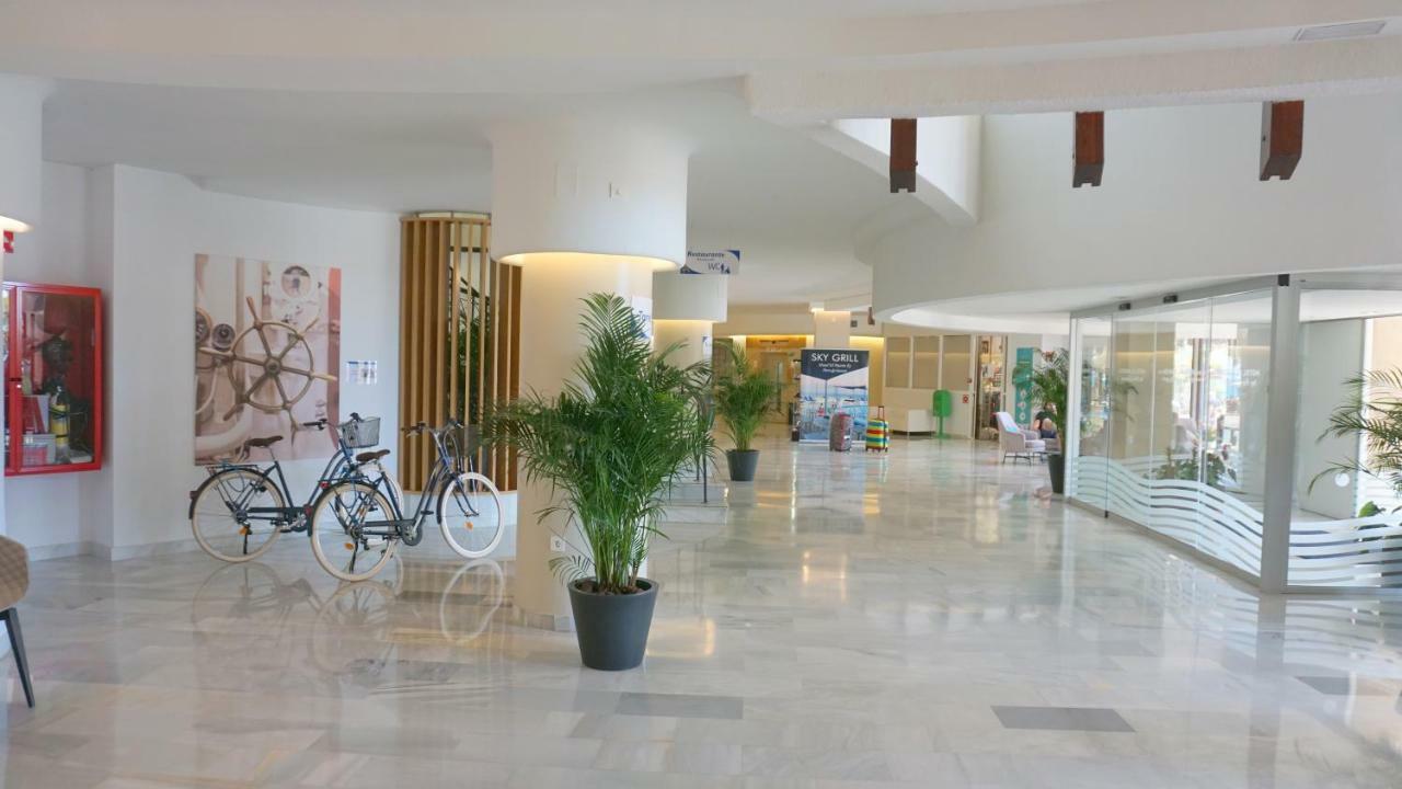 Beachfront Apartment In Fuengirola With Sea Views エクステリア 写真