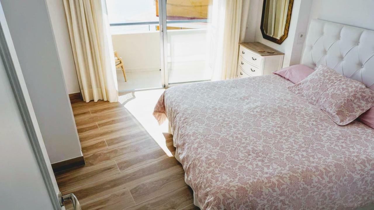 Beachfront Apartment In Fuengirola With Sea Views エクステリア 写真