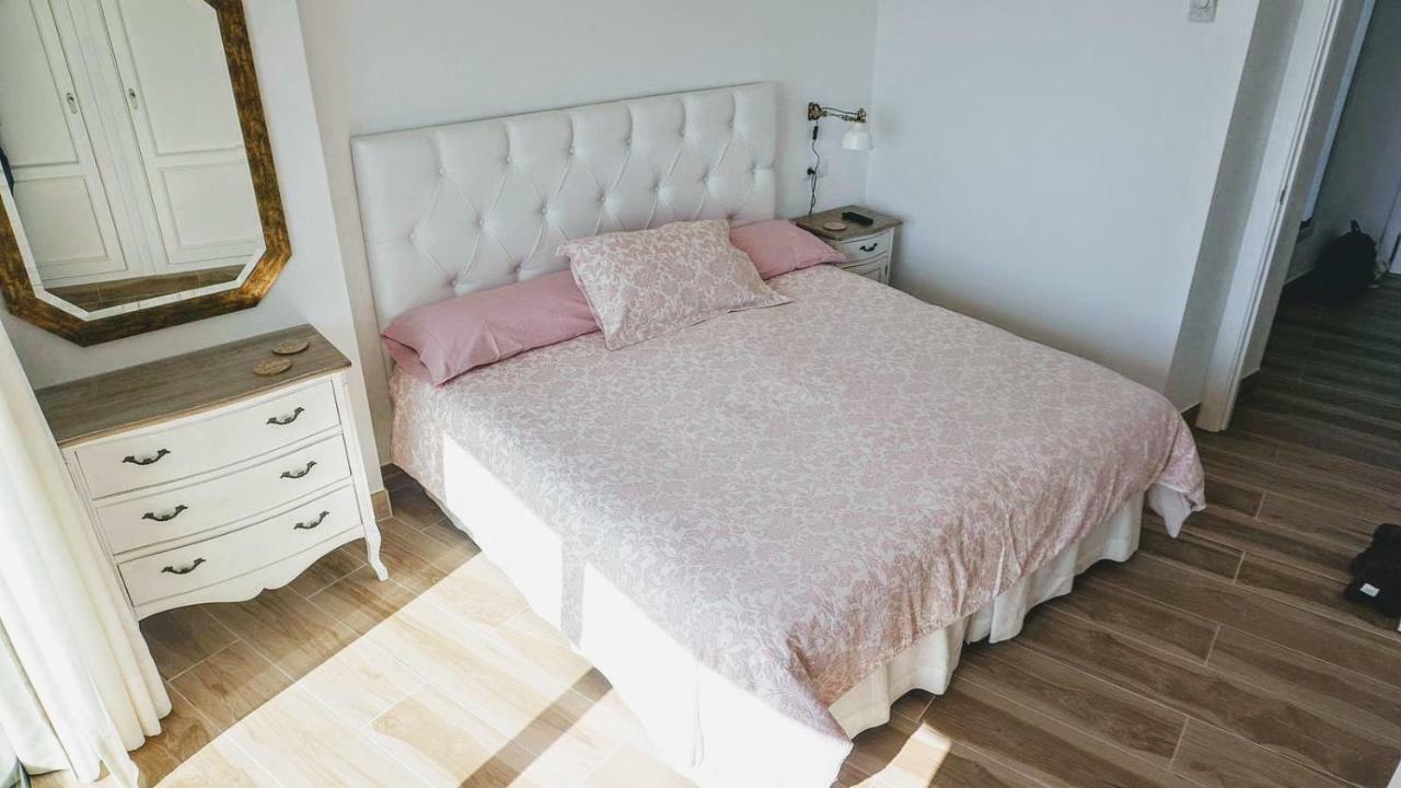 Beachfront Apartment In Fuengirola With Sea Views エクステリア 写真