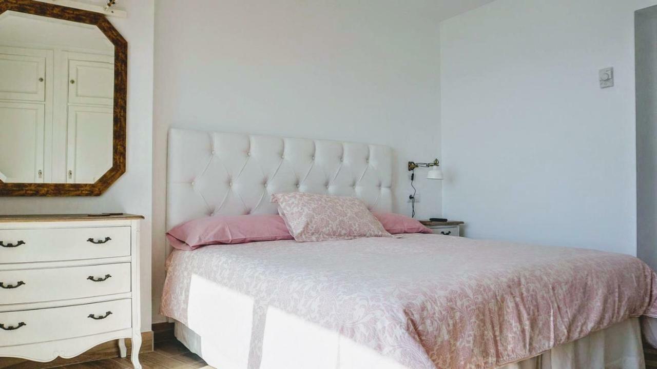 Beachfront Apartment In Fuengirola With Sea Views エクステリア 写真